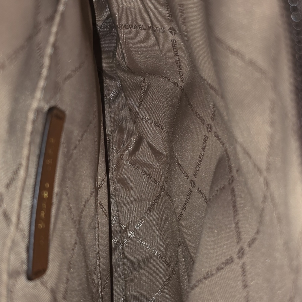 Michael Kors OutletJet Set Travel Large Logo Messenger Bag NWOT - Picture 13 of 16